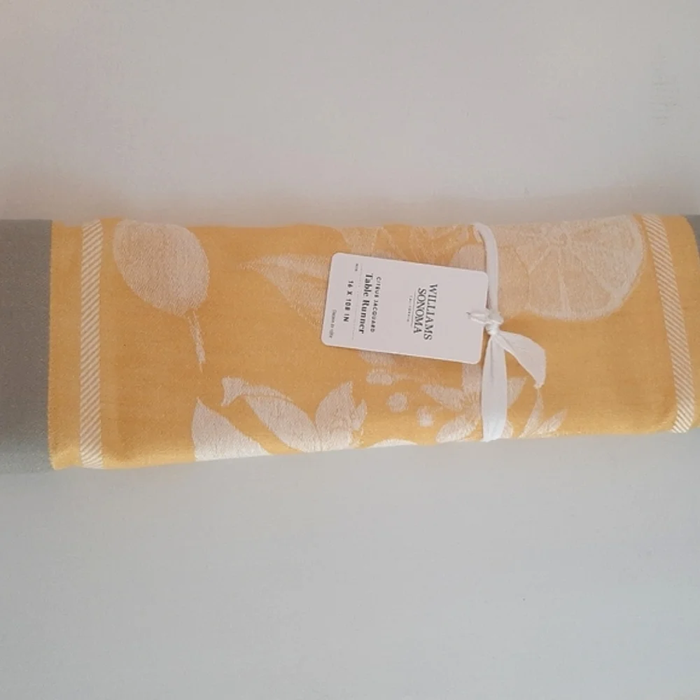 **Williams Sonoma Citrus Jacquard Linen Table Runner